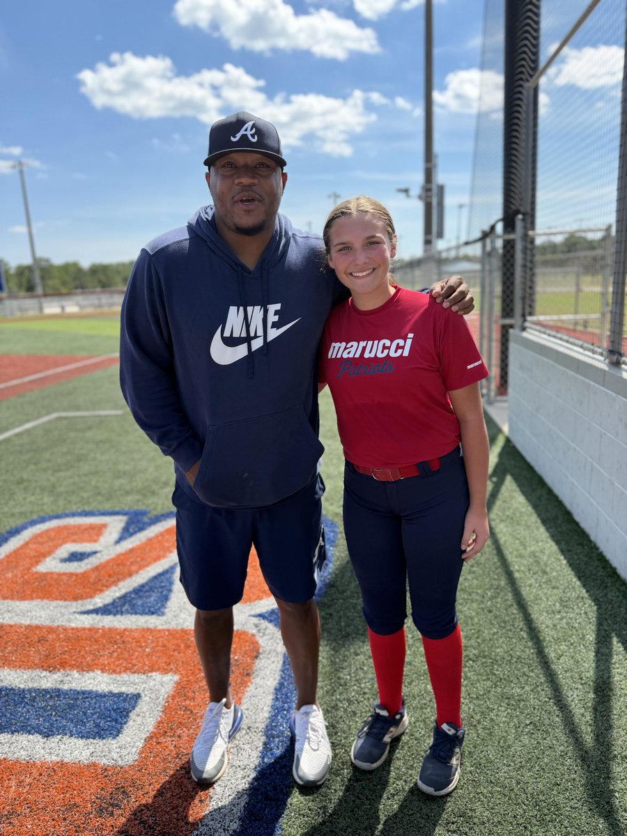AbbeyRetherford's tweet photo. I had an incredible weekend with my team @MarucciNational at an All American Defensive Training clinic by @kbcarson17 and hitting with @CoachHodo in Orange Beach!  🔥🥎🔥 We are less than a month away from The Ray Seymour Showcase! 💪 
#StudentAthlete2031
#MarucciPatriots https://t.co/gaAV0iPQem