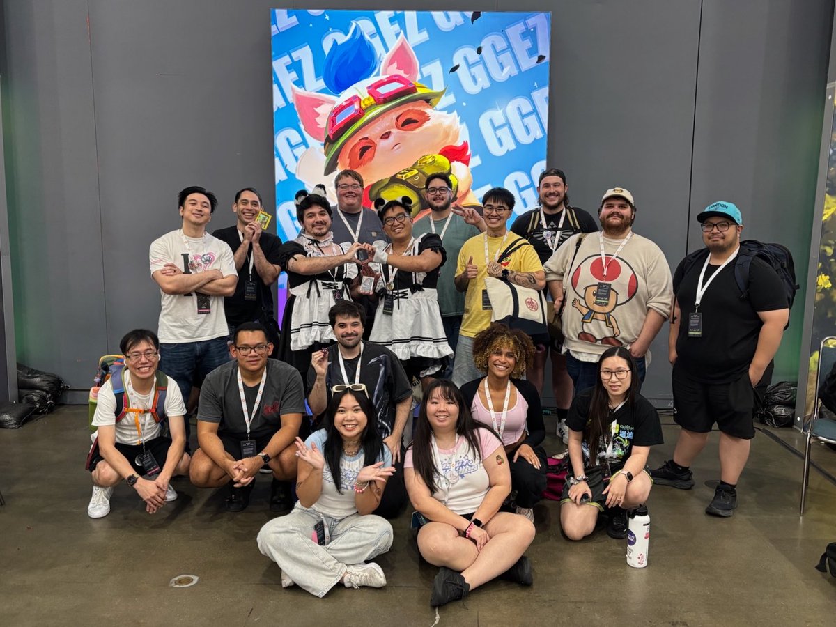meowmahx's tweet photo. @theaveragecapy @zerodmg THE ARIZONA GANG!! was so cool having everyone here

@CGreig2 was playing his last game and didn’t make the photo 😭 just know that we mentioned you the whole time

(if i didn’t tag u it’s bc i don’t have u on here yet LOL) https://t.co/g4Z4e1a5Br