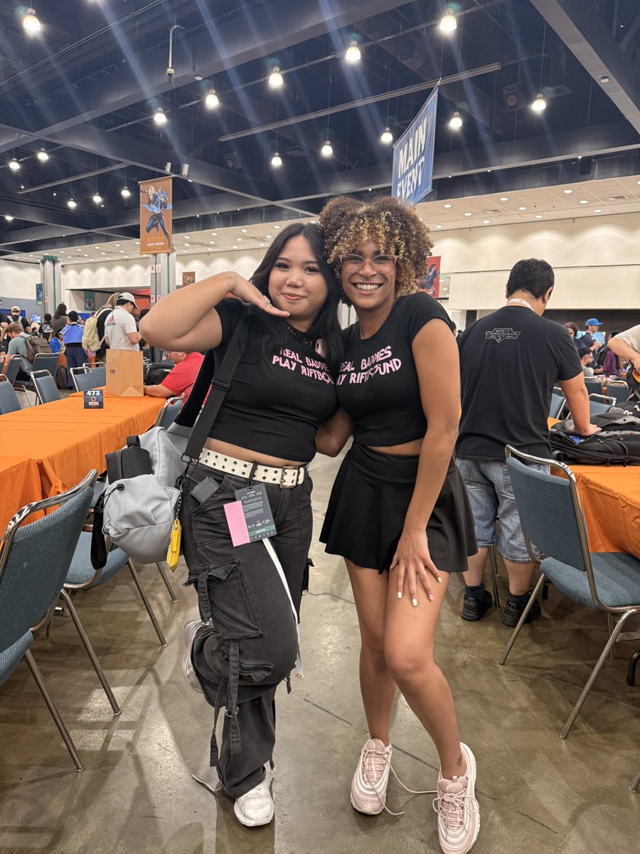 meowmahx's tweet photo. @theaveragecapy @zerodmg THE ARIZONA GANG!! was so cool having everyone here

@CGreig2 was playing his last game and didn’t make the photo 😭 just know that we mentioned you the whole time

(if i didn’t tag u it’s bc i don’t have u on here yet LOL) https://t.co/g4Z4e1a5Br