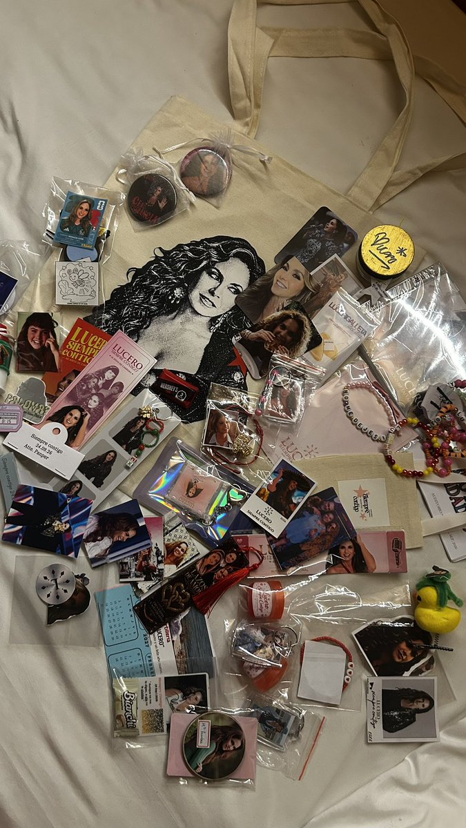malufassiss's tweet photo. Los freebies que llevo mañana para mi Brasil.🤧
Gracias a todas Licerin@s por lá experiência tan linda, me sentí parte de una familia tan unida!!! Hasta el próximo cambio de freebies.🫶🏼 https://t.co/zvDQBHHIKx