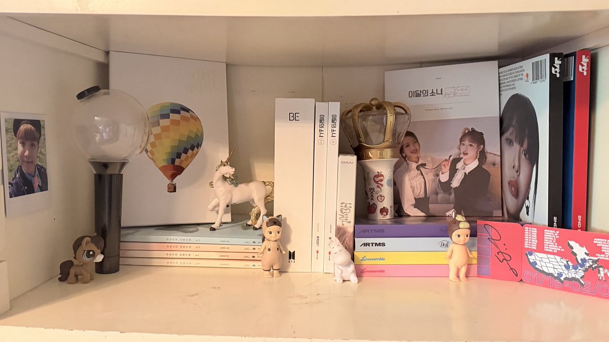 stellur_22's tweet photo. re-did my shelves ⭐️⭐️⭐️ https://t.co/O9grGJzrR0