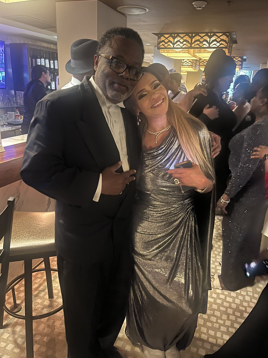 EntMat_Inc's tweet photo. @faithevans Ryder’s Room Second Edition Gala hosted by @ImroxanneShante @RockTheBells @NewarkMuseumArt was a huge success. Everyone also had a great time at this charity event. #autism #gala #charity #sugarhillgang https://t.co/uBKEXn8kwx