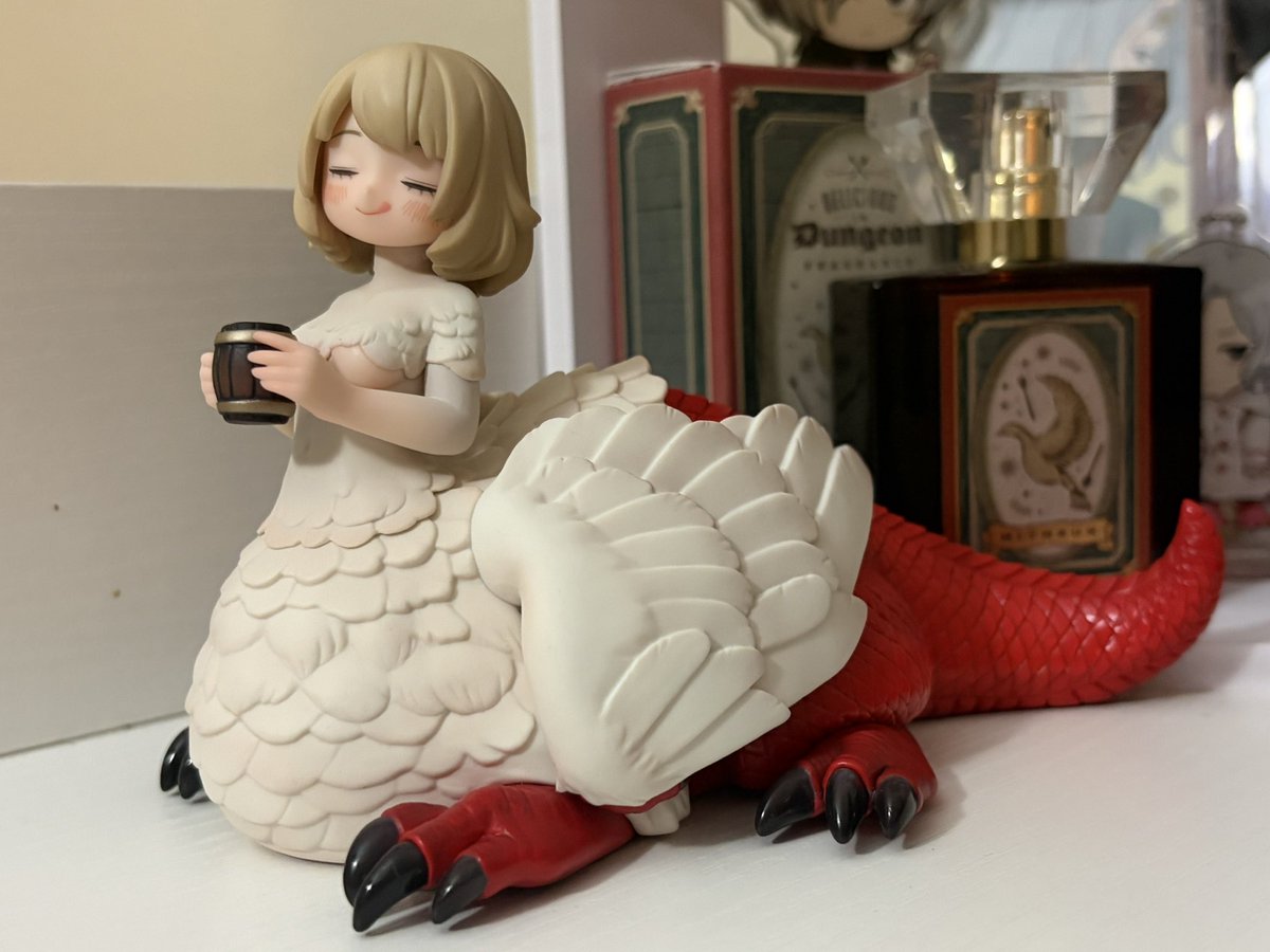 mithrunsknight's tweet photo. i was gifted this falin figurine from one of my friends yesterday 😭🩶 i love this so much .. shes ADORABLE!!!!! https://t.co/BTiCu9O1Qg