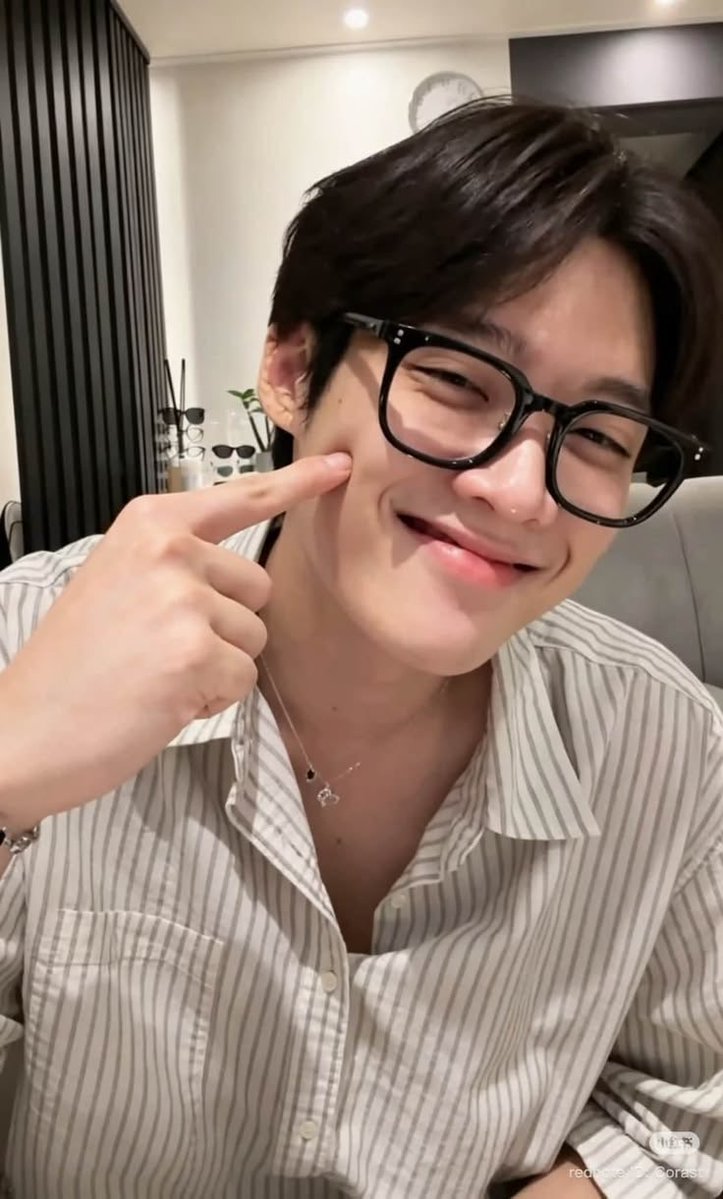 Rariii_01's tweet photo. Mong những điều tốt đẹp nhất sẽ đến với cậu

WE STAND WITH KIM YOON SIK 
#kimyoonsik #kimyoonsikshines https://t.co/QR1SEl6f4y