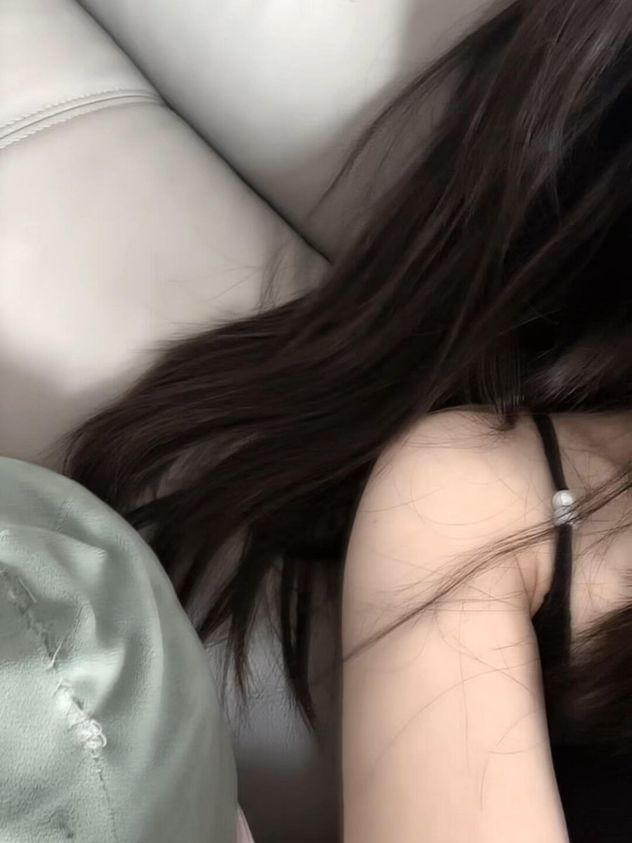 NIRAVRAVAL5's tweet photo. ごろごろしてたら、いつの間にかこんな時間😴🤍 https://t.co/Bx4SwqibBC