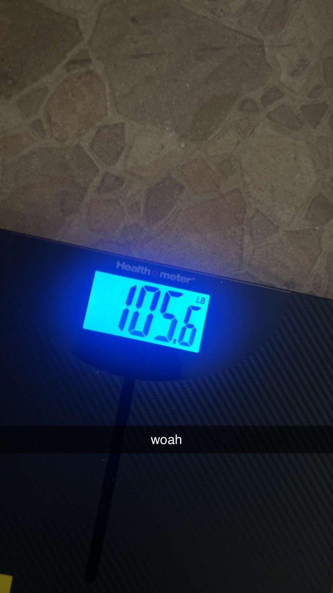 starvedlain's tweet photo. i get SO fucking angry whenever i past this pic of myself but my downfall is all my fault 105 was my lw how fucking humiliating is fhat https://t.co/ImHScwdDdf