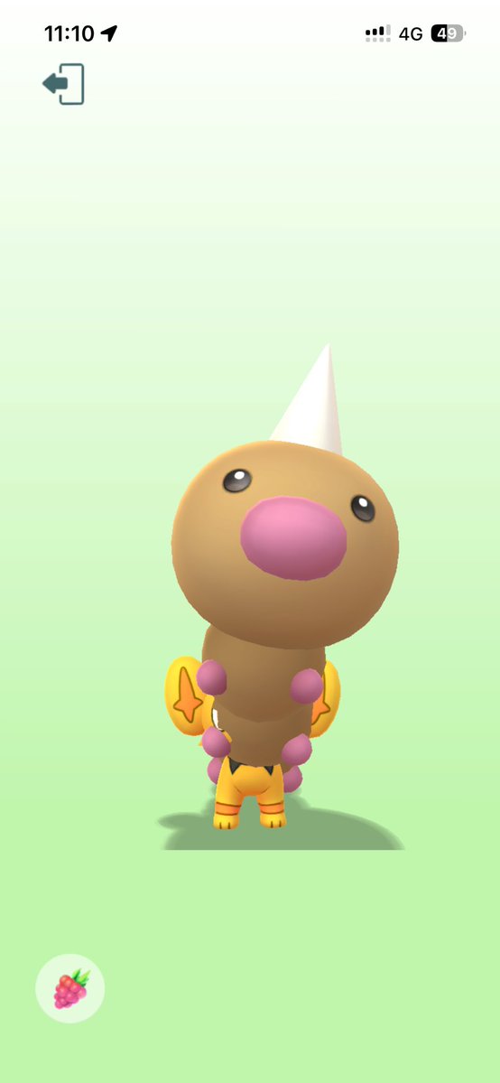 5x5x555's tweet photo. まじでこれなにww相棒ポケにビードルとスピアーが寄生してるwwww #ポケモンGO https://t.co/1kMIsq1YnZ