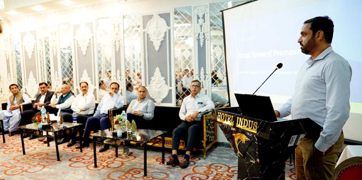 NGC_Pakofficial's tweet photo. National Grid Pakistan held Connect &amp; Engagement Sessions in #Hyderabad on its new #TotalRewardFramework (#TRF). MD Engr. Altaf Hussain Malik reaffirmed that performance will be fairly rewarded and assured employees that no one will lose their job due to the new framework. https://t.co/HM3eRDkBVS