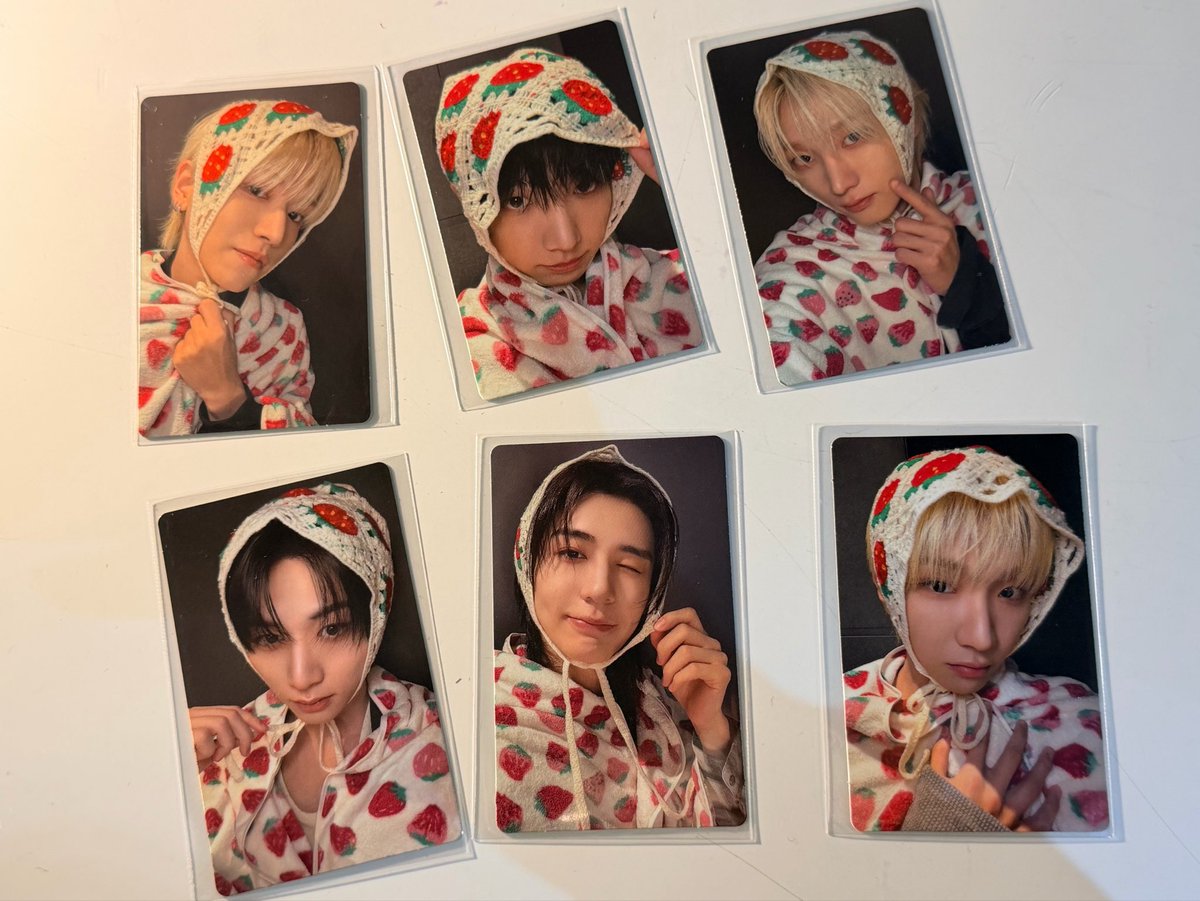 ___love___is's tweet photo. 위버스 럭드 포카 ㅈㄴ 개기여운데 https://t.co/bcNQrV3ylJ