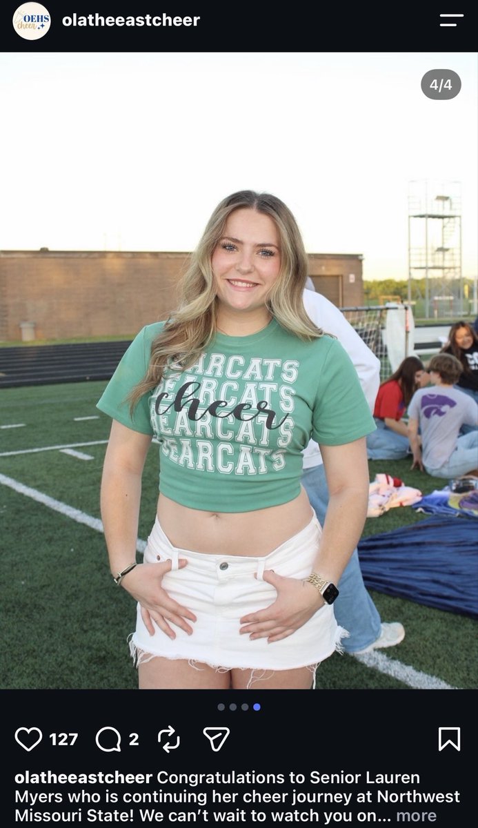 Chad_Goodman23's tweet photo. Thank god I don’t go to east because this whale would be blocking my view, put her on the line maybe they would win a game #0and4 #startadiet https://t.co/31OrUvlTMb