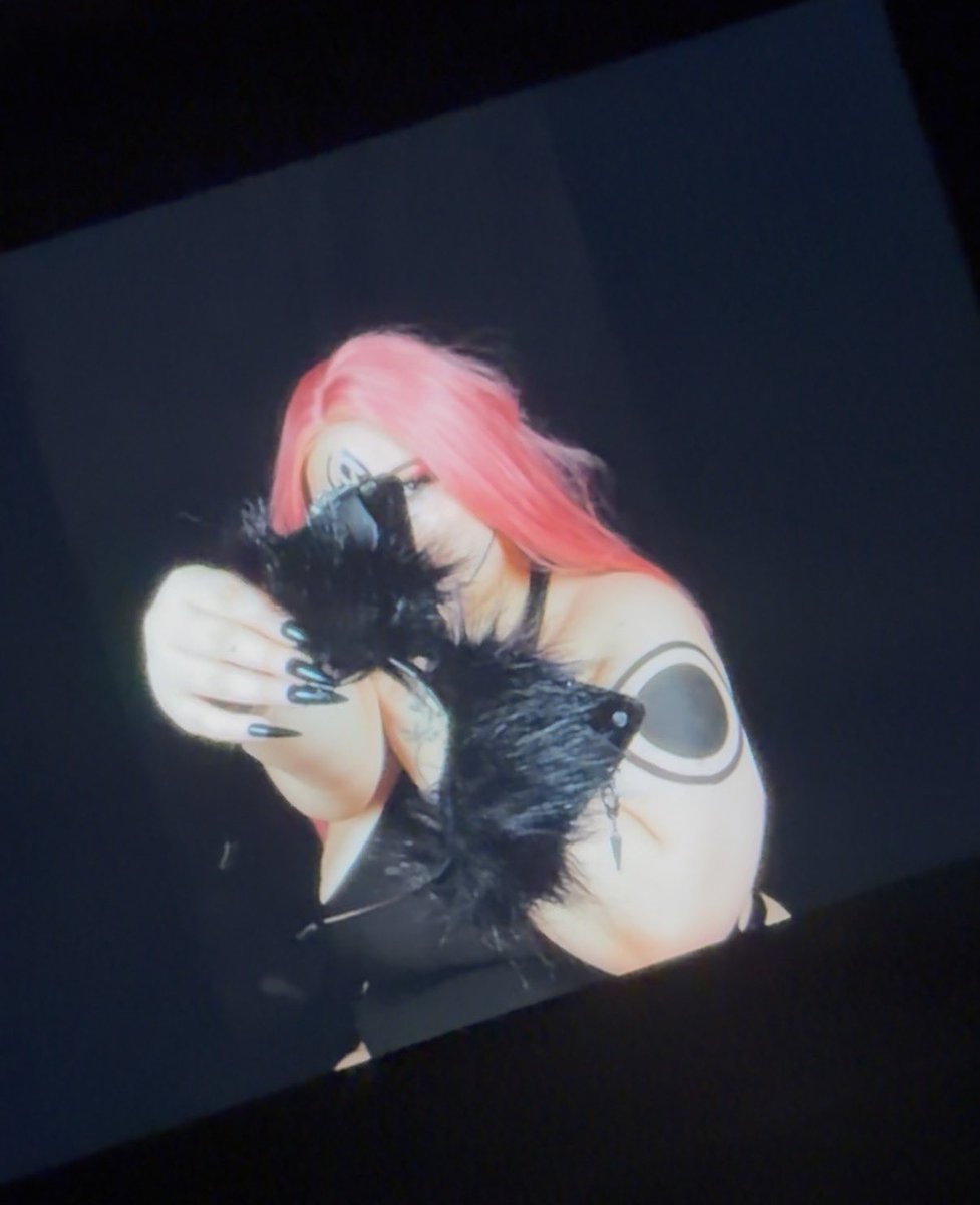 llcvelyhaley's tweet photo. would you be a good kitty for me? #catgirl #catboy #nsfw #horny #waifu #cosplayㅤㅤㅤㅤㅤㅤㅤ https://t.co/2IvfF71sFP