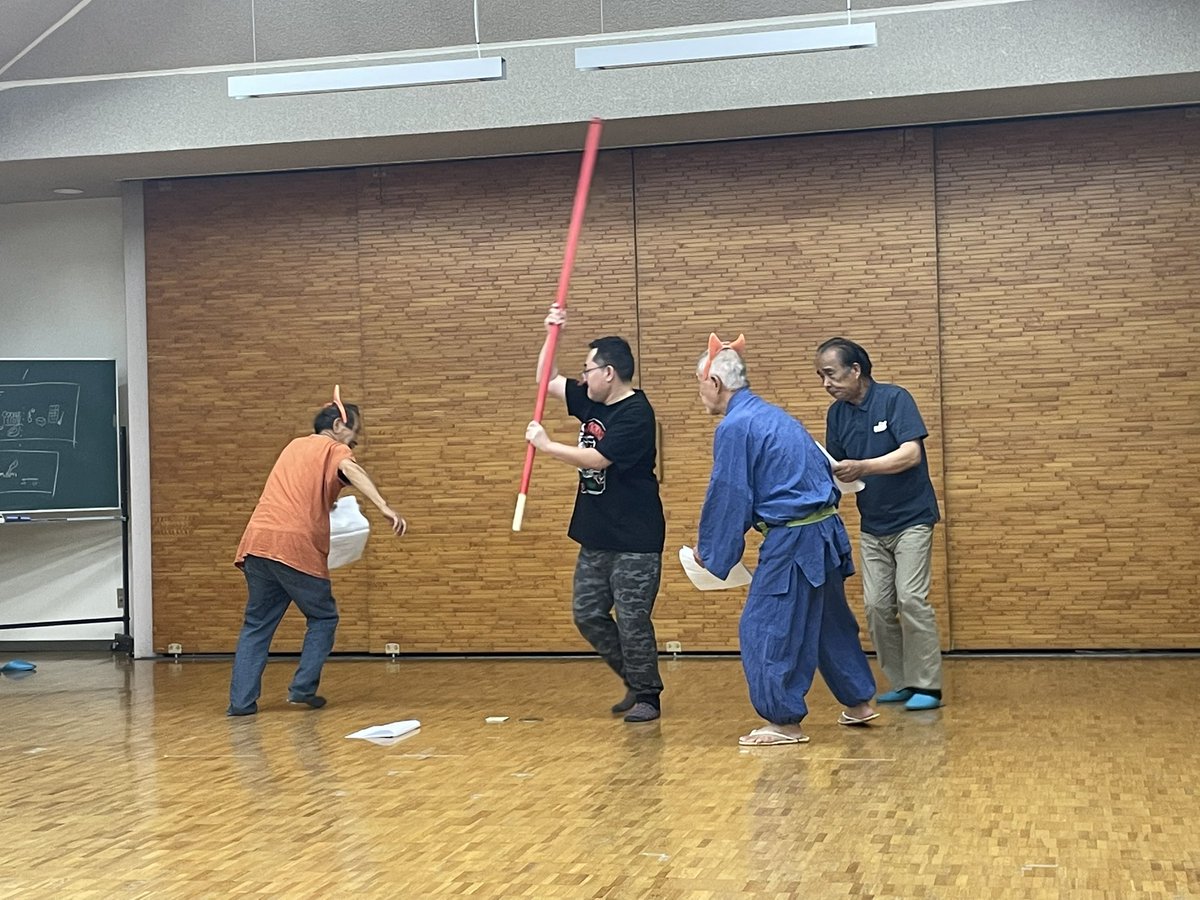piroko_GR_CReW's tweet photo. 💡💡10/4(日)開催💡💡
山川文化祭のプログラムが発表となりました！
結城市民劇団つむぎの出番は
・9時台…化け地蔵
・12時台…きつねと平助　です✊
もう今週末です！大丈夫かしら私たち(;ﾟ;ω;ﾟ;)
みなさんぜひ見に来てください٩( ᐛ )و
屋台の美味しい食べ物もあり、ゆっくりできますよ〜！ https://t.co/KIzlQH10oc