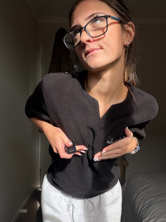 naomikellyqt's tweet photo. nerdy outside, questionable thoughts inside 🎀 https://t.co/ir5y5gLXu1