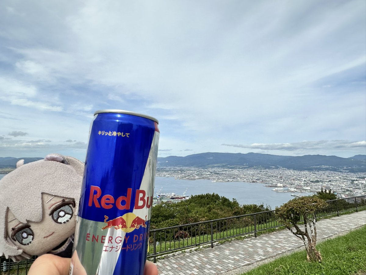 Thurisalgiz's tweet photo. 秋の訪問を終え、故郷に戻ってスーパーエキスポ2027に向けた贈り物の���作に取り掛かる時が来ました
旅の途中で、素晴らしい場所をたくさん訪れることができました。「ししろんの47都道府県ラーメンツアー」のリストにあるお店のうち、まだ行っていなかった8軒のラーメン店にも足を運びました
#しし論 https://t.co/LmNAw5KpWS