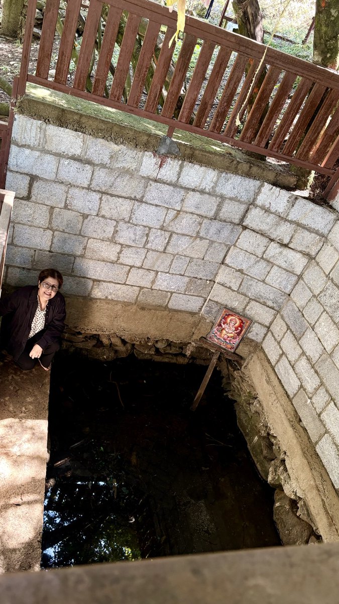 SrinagarGirl's tweet photo. Karkoot Nag in Anantnag, Kashmir is a sacred spring that held significance even for the kings of Karkota dynasty (625-855 CE).But I could go only now.

The 2-hr drive from Srinagar is beautiful &amp; the last 1 km is a trek thru a quaint village, an apple orchard &amp; a deodar forest! https://t.co/IHHGhk9pYo
