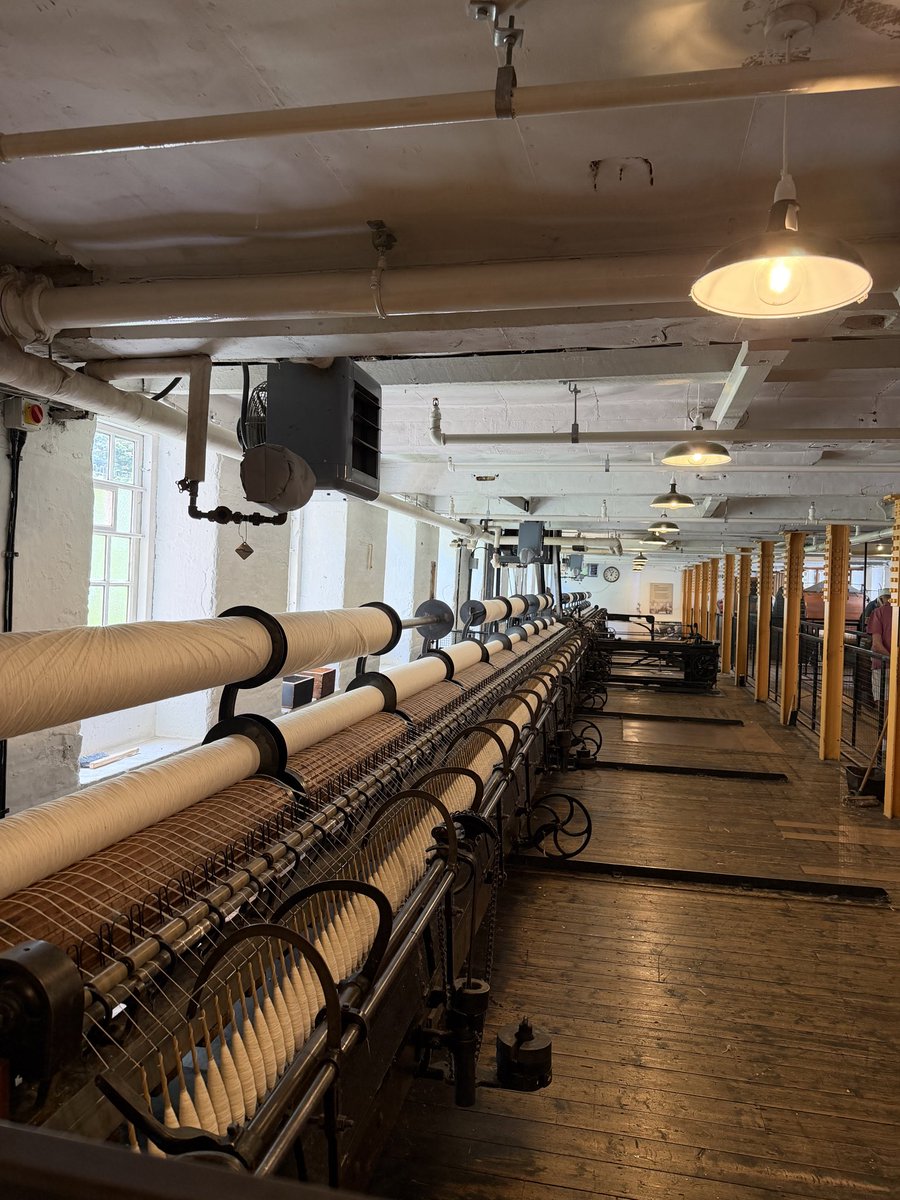 Cazlar123's tweet photo. Quarry Bank Mill - cotton spinning machines
#WeekMforMachinery #AlphabetChallenge https://t.co/PrngH14jKn