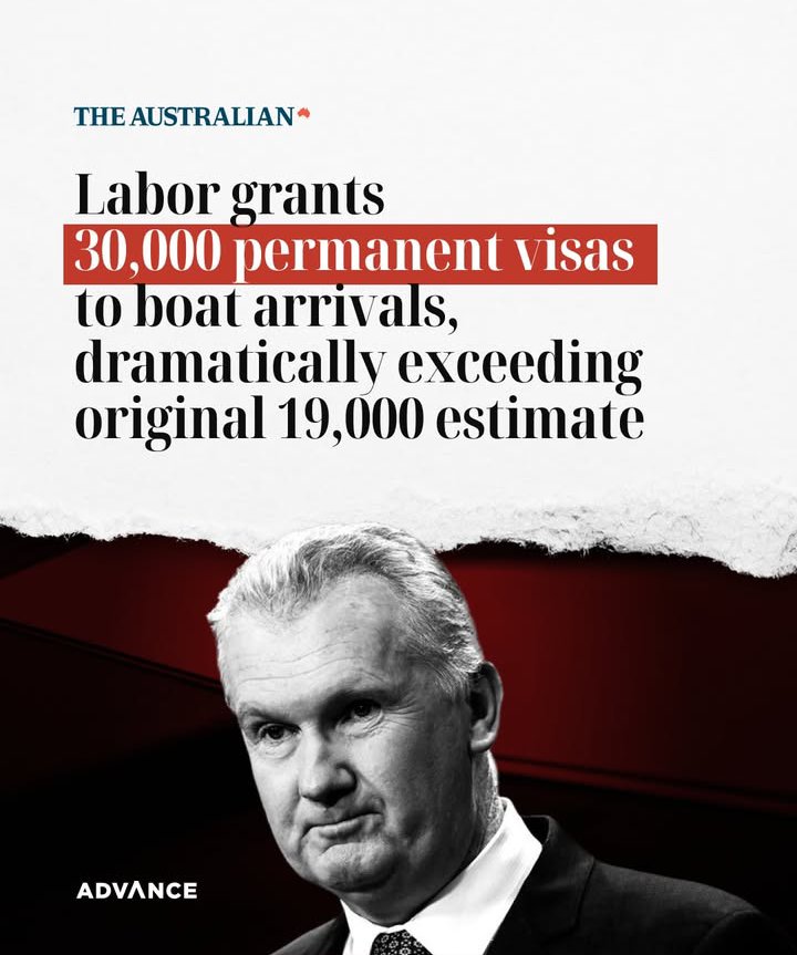 PAO_n24's tweet photo. These re the people who arrived  illegally by boat under Rudd and Gillard https://t.co/3wuSO3UCJG