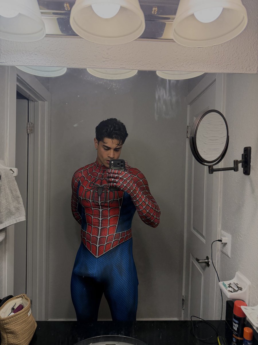 MJXCLUSIVE1111's tweet photo. 🕷️ 🕸️ https://t.co/zXFusZg8ax