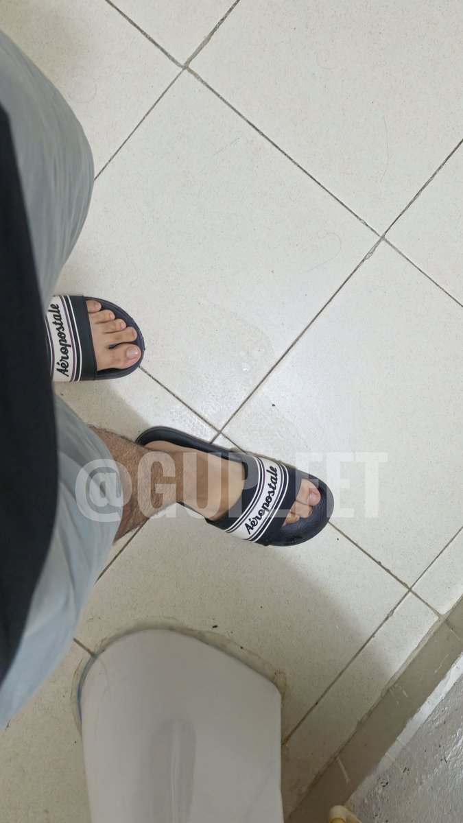 Gup_fet's tweet photo. Hola, volvi cabrooss, mas patas, culo y pollla. Y ya se puede pedir contenido personalizado por si quieren, apoyen para otras chanclas jaja
#feet #foot #pie #pies #pene #culo #polla #verga #nalgas #axilas #fetiche #fetiches #morro #morros #joven #jovenes #chibolo #patas https://t.co/wlybSltuO9
