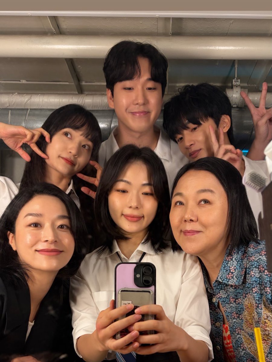 sungmin_acv's tweet photo. 260929
#캣_피드 
|
행복했습니다
불의 전차💛쇄골에 천사가 잠들고 있다 https://t.co/sWLKIXpgR8
