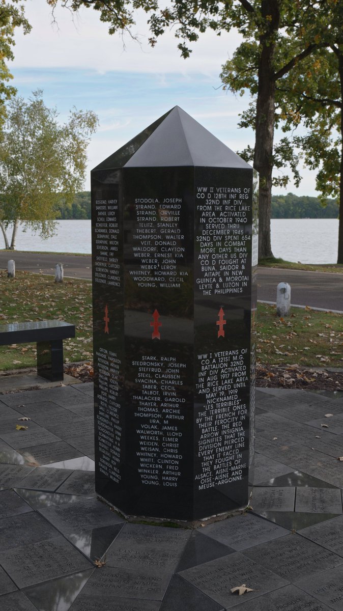 inTECHsity's tweet photo. Life sized statues of soldiers across US history. https://t.co/2Ont0O5MOi