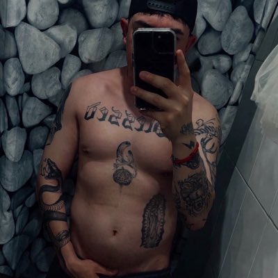 EdMii9's tweet photo. #NuevaFotoDePerfil https://t.co/xpccZZF6IX