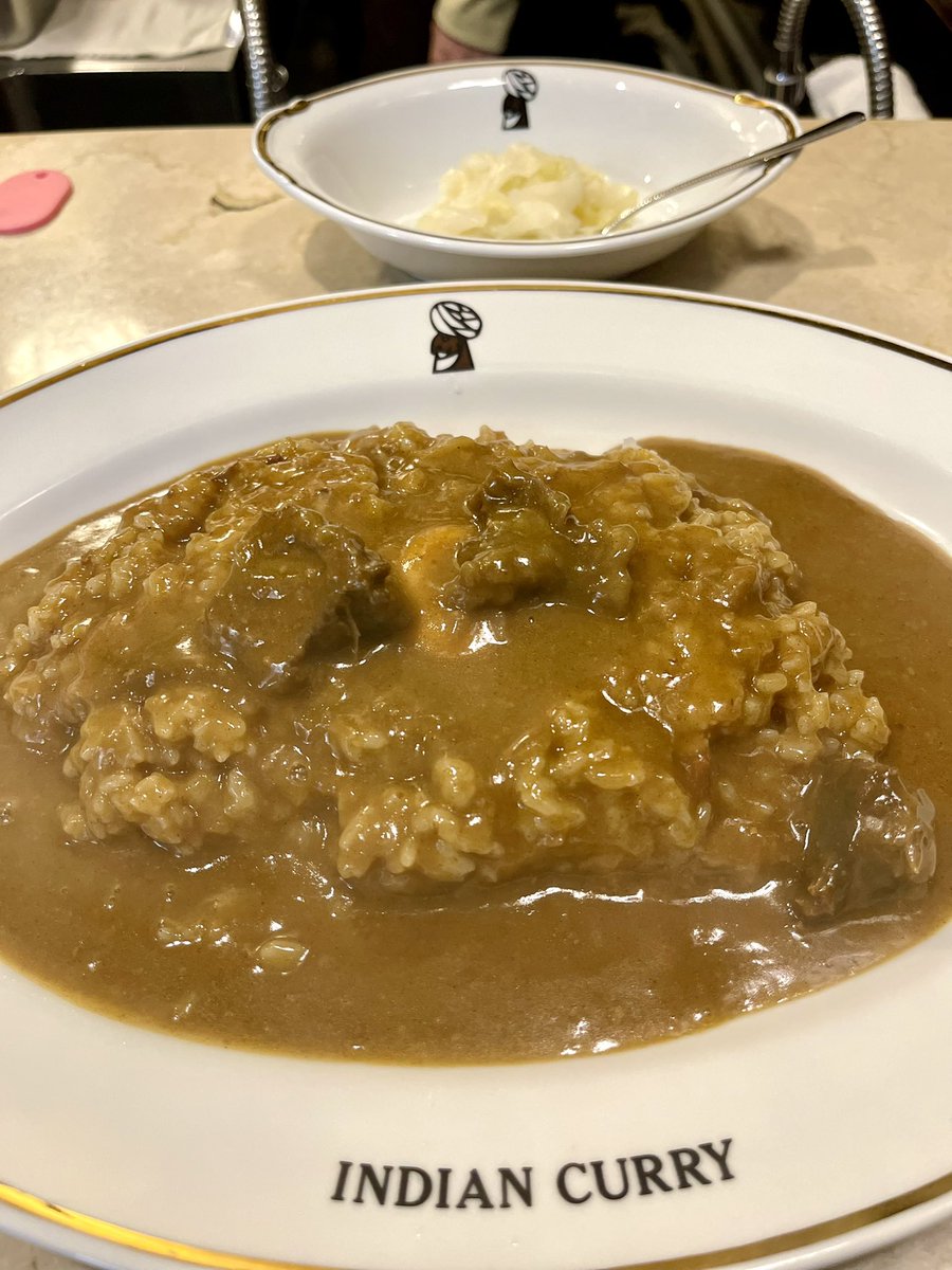natsunerune's tweet photo. 雨の千日前と久々のインディアンカレー！ https://t.co/Zd4hyMePSG