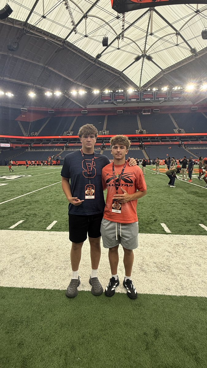 CarterA2028's tweet photo. thank you coach @Trenton928 for the game day invite @CuseFootball vs @CalFootball had a lot of fun it was great to see what the cuse game day was like in the dome https://t.co/dsQ7WSoAsE