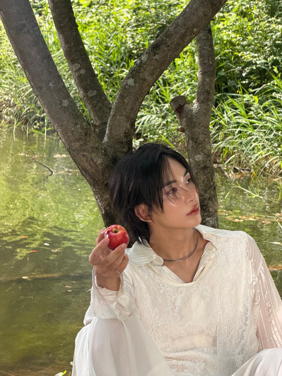 wonubliss's tweet photo. jeonghaniyoo_n 🍃📸 #정한 https://t.co/jB9T0kSy6u