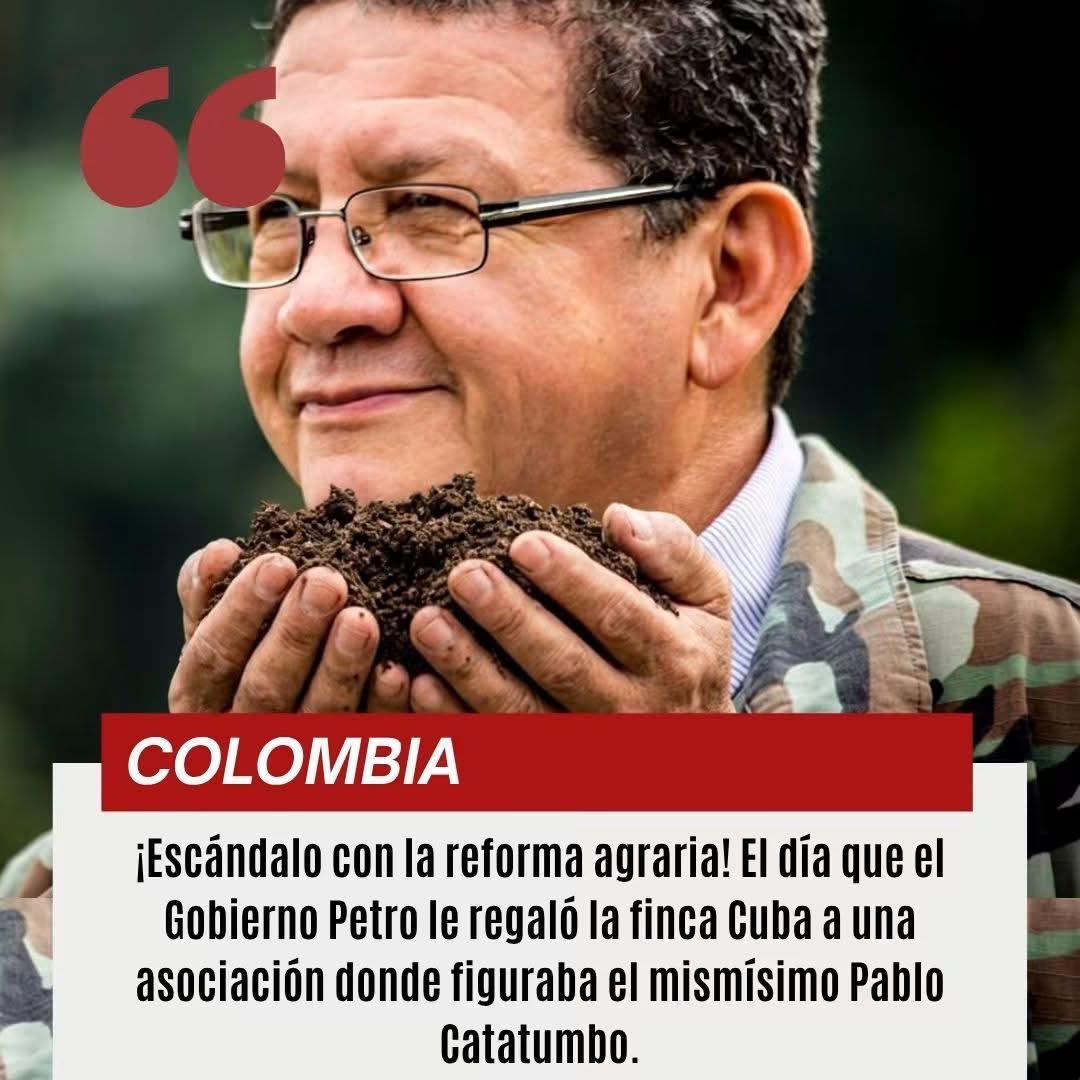 dianama46158538's tweet photo. El Estado compró una finca de 90 hectáreas por $1.742 MILLONES y se la entregó GRATIS a una lista de
"beneficiarios sin tierra". ¿Adivinen quién aparecía en el quinto renglón?
Pablo Catatumbo. SENADOR EN EJERCICIO. Con un sueldo de $48
MILLONES AL MES. https://t.co/VtdHtPhLqP