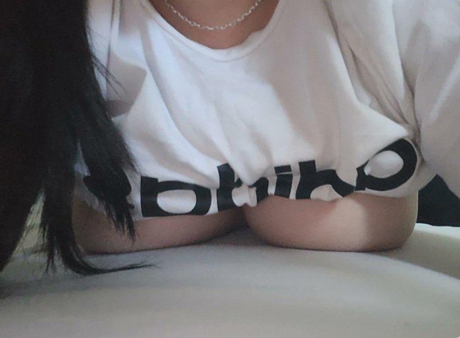 keswarin_th's tweet photo. この乳で元彼沼らせてたw

＃裏垢女子
＃自撮り界隈 https://t.co/JYpOXf195V