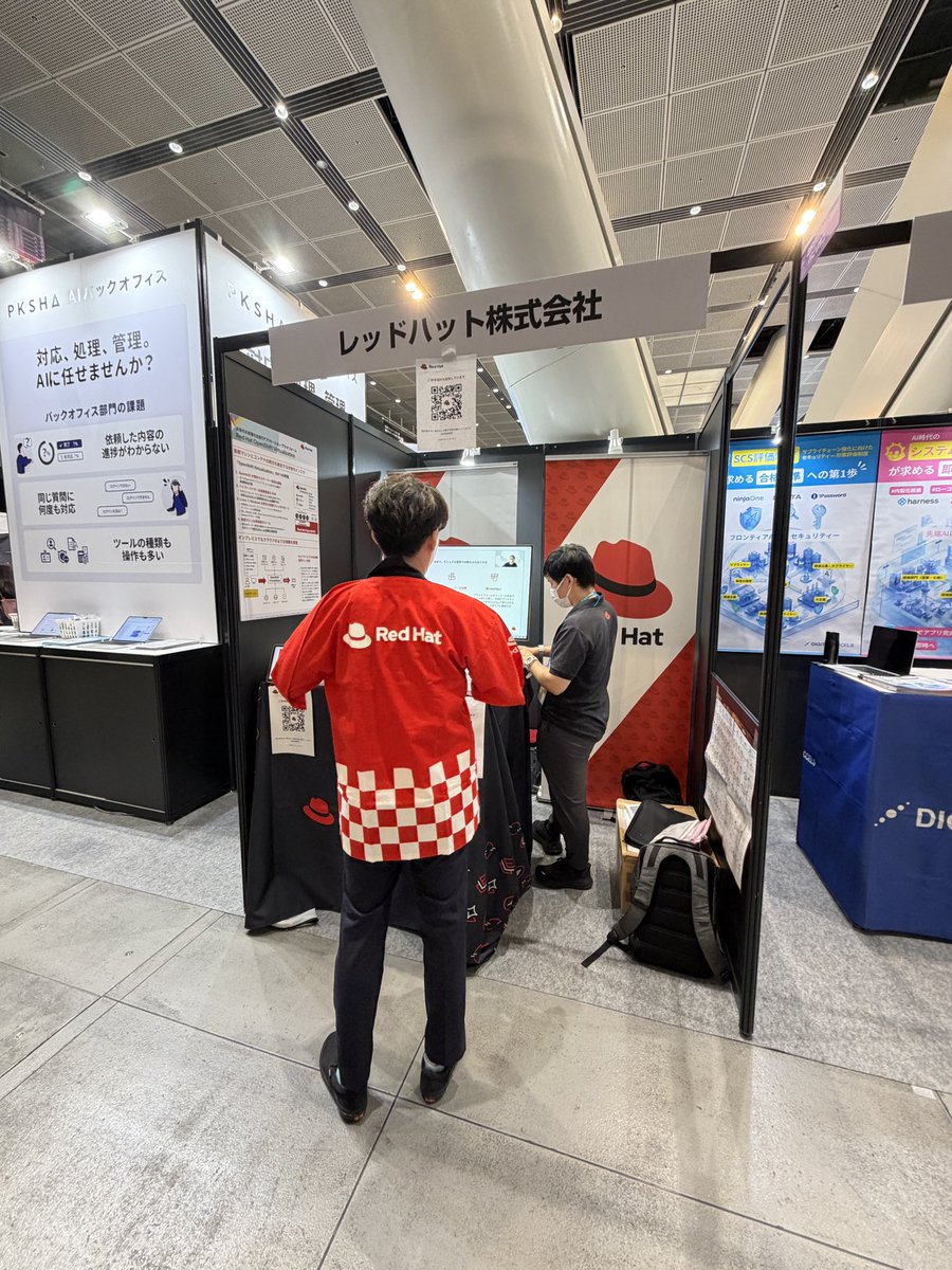 lab8010's tweet photo. 本日ブースも出してます!ぜひお気軽にお立ち寄りください!
OpenShift Virtualizationの話をしましょう!
#RedHat
#RedHatOpenShift
#OpenShiftVirtualization https://t.co/a6j2joJhtr