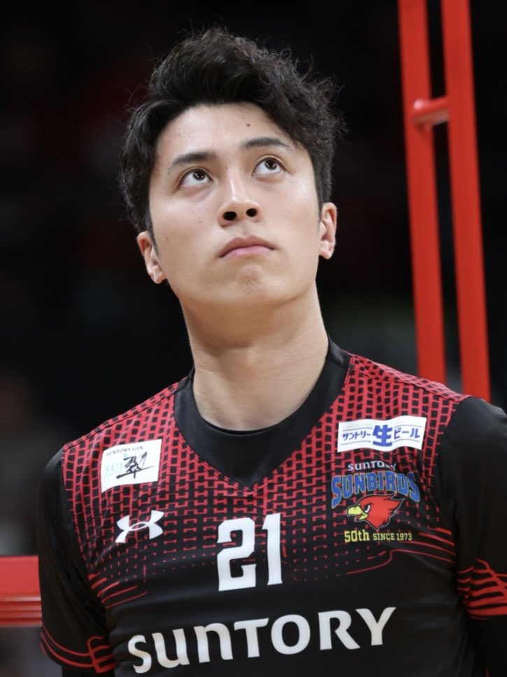 hubboyslove's tweet photo. 🏳️‍🌈 Rui Takahashi, conhecido jogador de vôlei japonês, se assume gay. 

“Sou gay. […] E, para aqueles que enfrentam dificuldades para se aceitar, ficarei feliz se eu ter encarado a mim mesmo e compartilhado, sirva como estímulo para mudanças.” https://t.co/FjxCj4fjwN