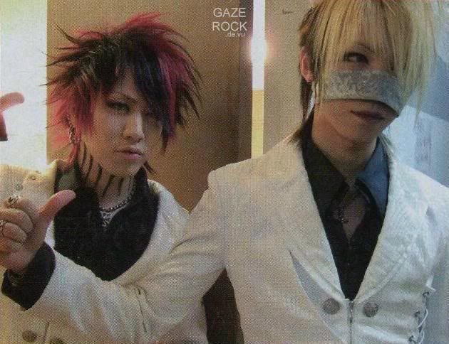 satanbiitches's tweet photo. #gazetwt Im getting my hair done in two days! im going back to silver hair 🤤 https://t.co/xpINdDOMxg