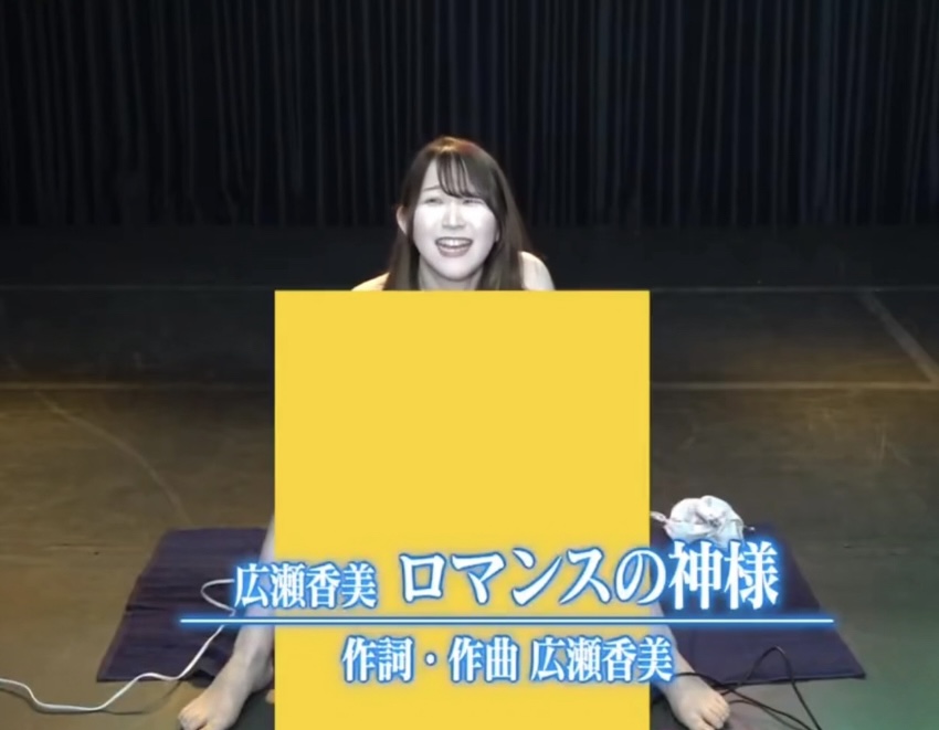ruslanadi31's tweet photo. ジュキヤの神企画「電○カラオケ」は絶対見た方がいい。🌰に当てられながらカラオケを歌うヤバい企画。ピクピクしながら歌ってる時の顔がたまらなくすき。注目ポイントは下にタオルが引かれていてどれぐらい出てるか分かること。 https://t.co/lreSedwwiy