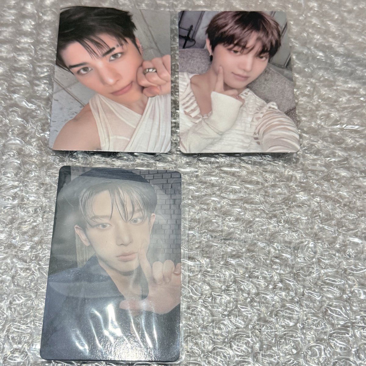 andk_muu's tweet photo. &amp;TEAM Mark on Me MoM トレカ 交換 CRAVE TAME 

【譲】 CRAVEver. MAKI
        TAMEver. EJ 画像1枚目
         タワレコラキドロ HARUA

【求】 K（👑）

ガーデン10/16or岩手10/27交換
または郵送での交換希望 https://t.co/lKfBVsZvYv