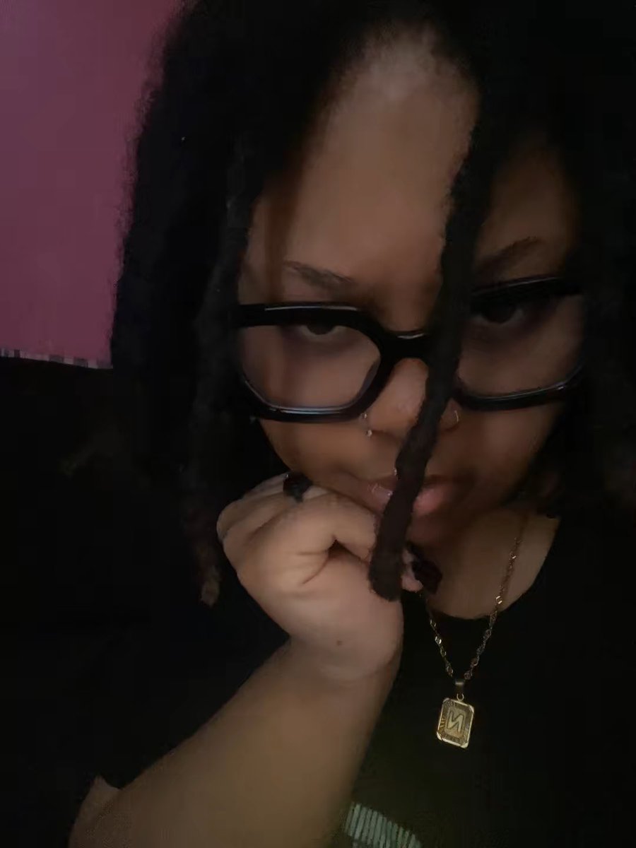 flawdatangerine's tweet photo. babyface π₯Ή cutie pie #wlw #lesbian #cabbagepatch #pretty #nolabel https://t.co/bMaMkNZj5B