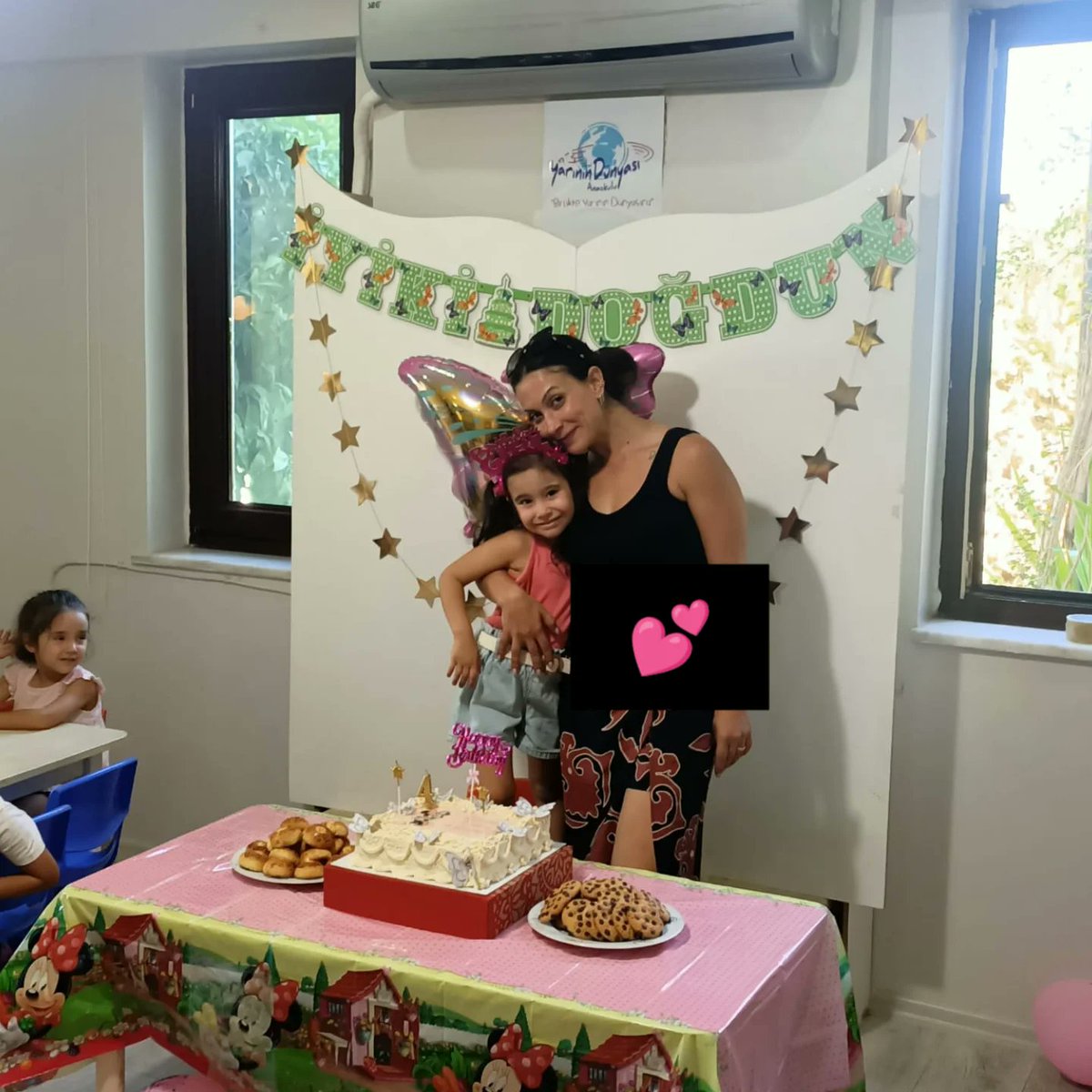 GerthaMettfd's tweet photo. Each year, my eyes fill with tears. I’m not emotional, but being a mother is something else. I’m so glad you gave me this feeling and that you’re my daughter. You’re the joy of my life and the reason I smile every morning. I love you. Wishing you https://t.co/pW5b4k25Wa