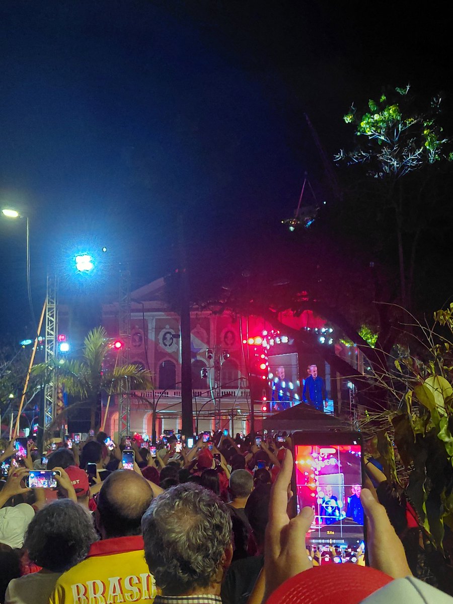 lonuzdelrey's tweet photo. Fiz o L em frente ao Theatro da Paz! https://t.co/MkjvnmwvJ0