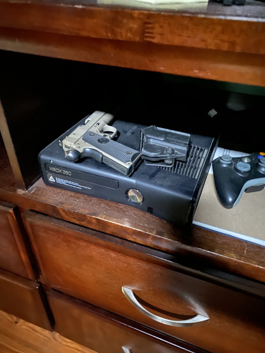 tc_tugs's tweet photo. the gun in question https://t.co/o14aWvlild