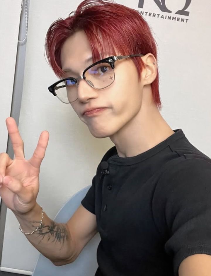dayin_dayout_'s tweet photo. รักจองอูยองผมแดงพอ ๆ กับผมบลอนด์เลย มีใครรักกับเรามั้ยT___T https://t.co/qzmhTkEoT1