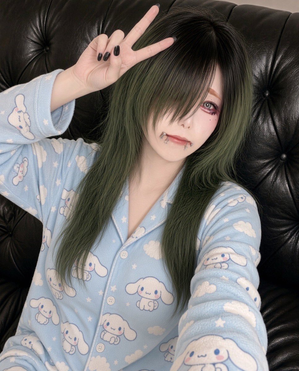 meruruEngel's tweet photo. 昨日ありがとございまちた♥
今日も出勤ちてましゅ
まだ眠ちいたん

 #おとこの娘 #男の娘 #沖縄 https://t.co/XMxZM8JRe3