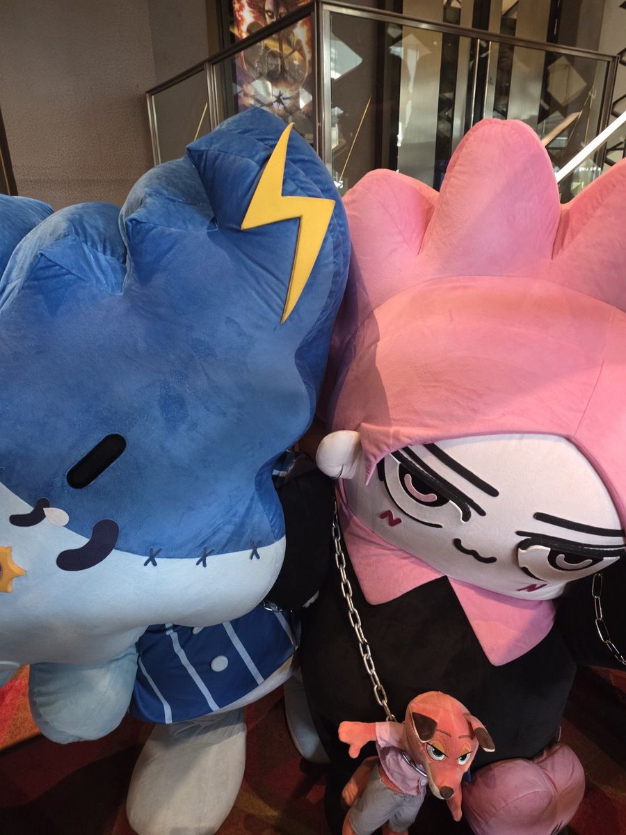 isknnu's tweet photo. นี่สินะที่เขาเรียกว่าลูกคือกาวใจพ่อแม่ อ้วลเก่งอะ โมเม้นสร้างด้วยมืออ้วล ๆ พวกนางแอบเตี๊ยมกันมามั้ย https://t.co/PTS4WwdO3Z