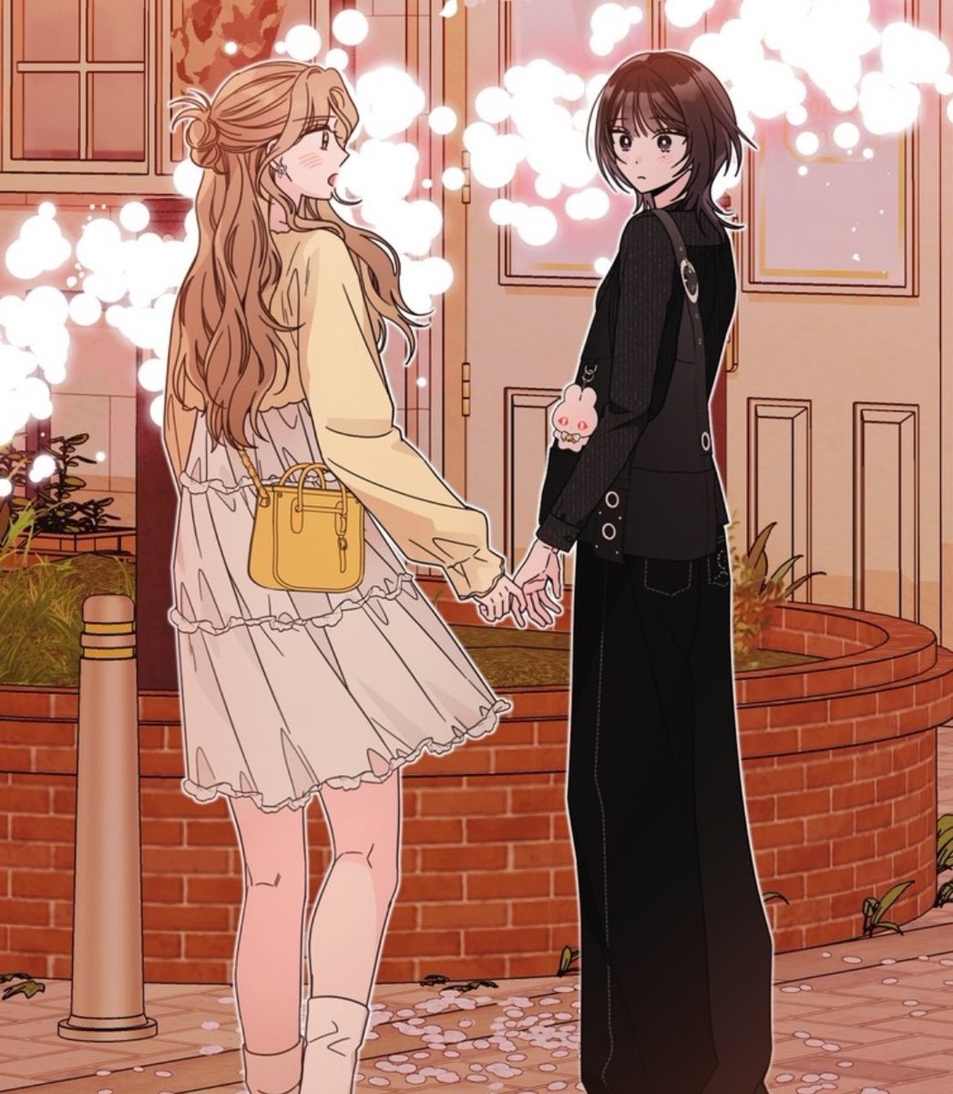 satoruholic's tweet photo. the hand holding 🥺 https://t.co/hR4ZmUtJLw
