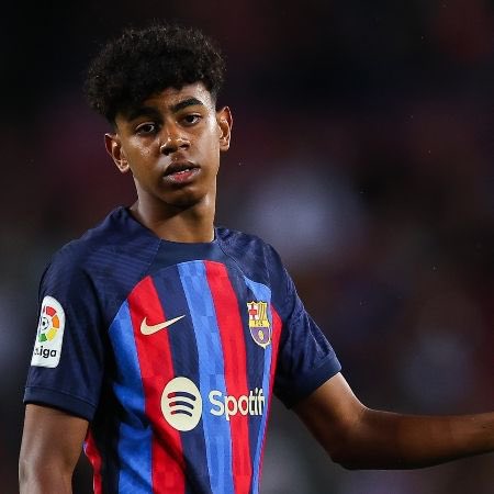 FCBLowkey6o's tweet photo. Barcelona fans gotta remember this: these people have been hating on Lamine Yamal since his debut, when he was just 15 years old and already performing at the highest level of football.

They don’t care about his performances or what he actually does on the pitch. They just hate him purely because a player of that caliber doesn’t play for their favorite club.

The tl should be unbearable for them if Lamine Yamal wins the Ballon D’or next month.