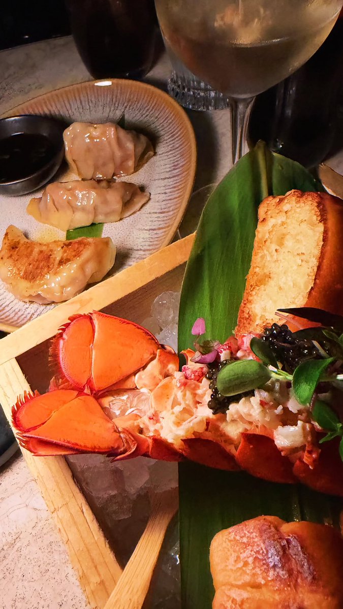 bblovesome1's tweet photo. IGS #BRIGHT update 

Yummy 

Bright Vachirawit
#bbrightvc @bbrightvc https://t.co/syRE7Rbdq7