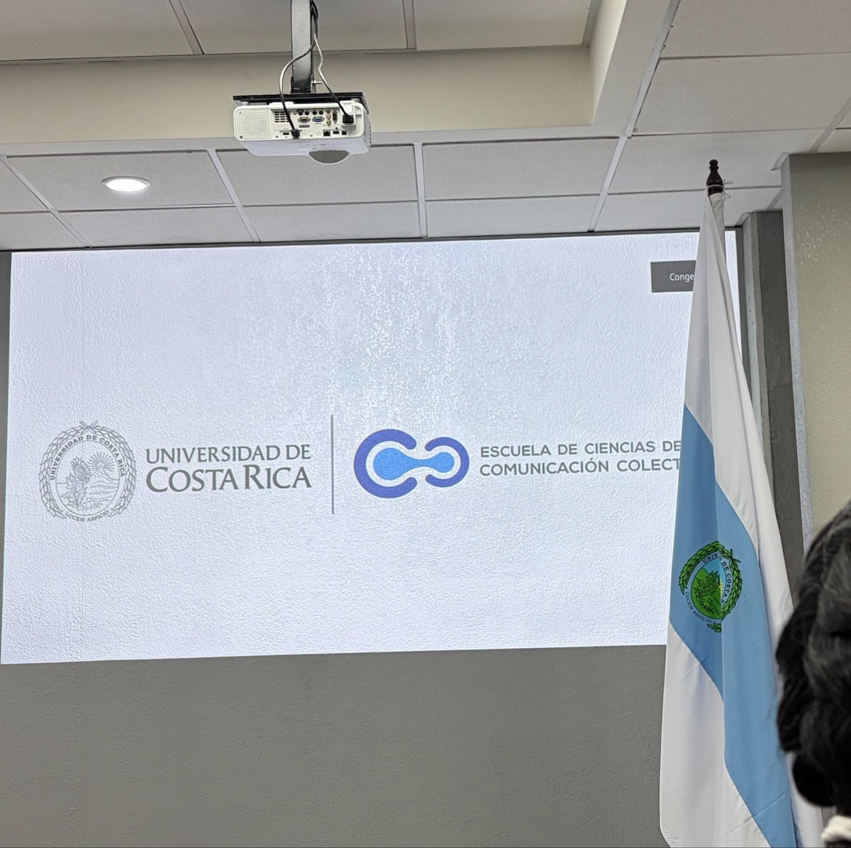 sofi_menchu's tweet photo. Caí en cuenta que pese a mis múltiples títulos universitarios jeje es la primera vez que tengo acto de graduación 🫪 https://t.co/uQxav2voq6