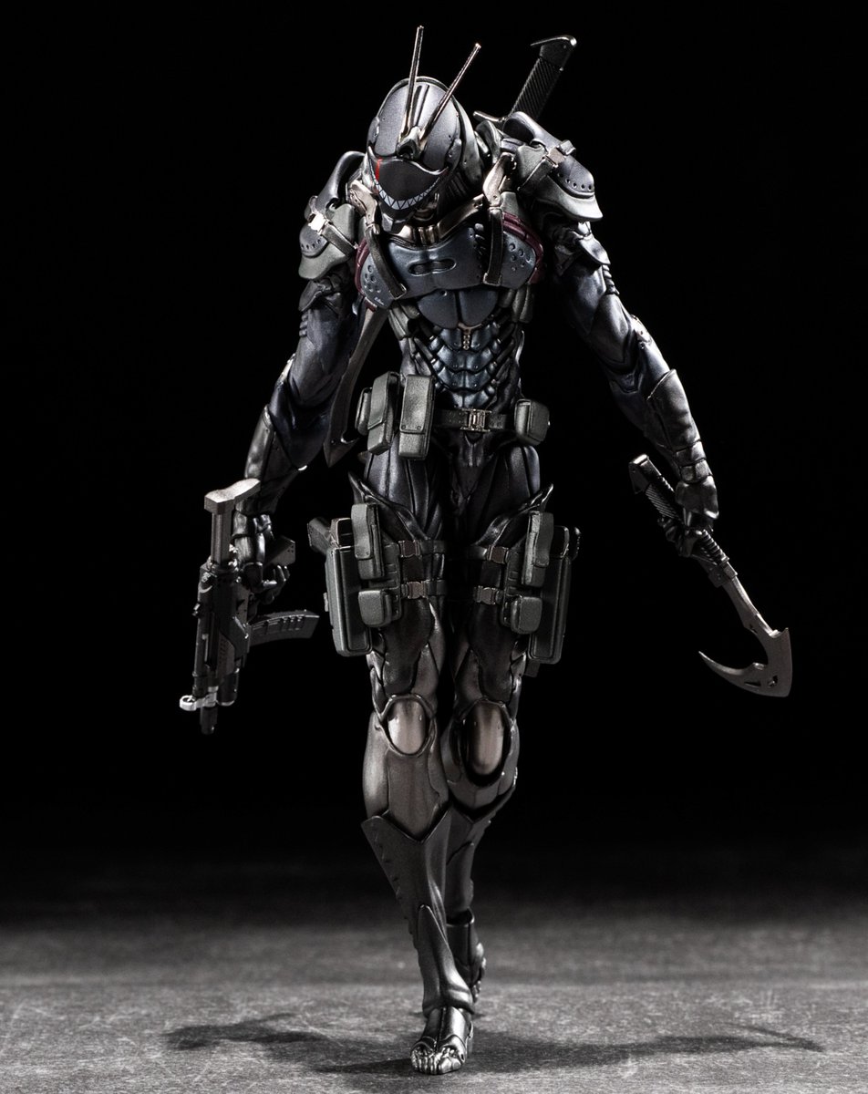 mamegyorai_jp's tweet photo. SEXYICEのオリジナルシリーズ「蟲 VERMIN」に新作！今回は人工進化と機械化改造によって生まれた生物機械複合体「イナゴ B0200」を1/12スケールフィギュア化しました。多態神経同期システムを搭載した個体で、それぞれのパターンが表現されたマスクを差し替えで再現します。
https://t.co/4pfCyqddXO https://t.co/3rohHaFbpz