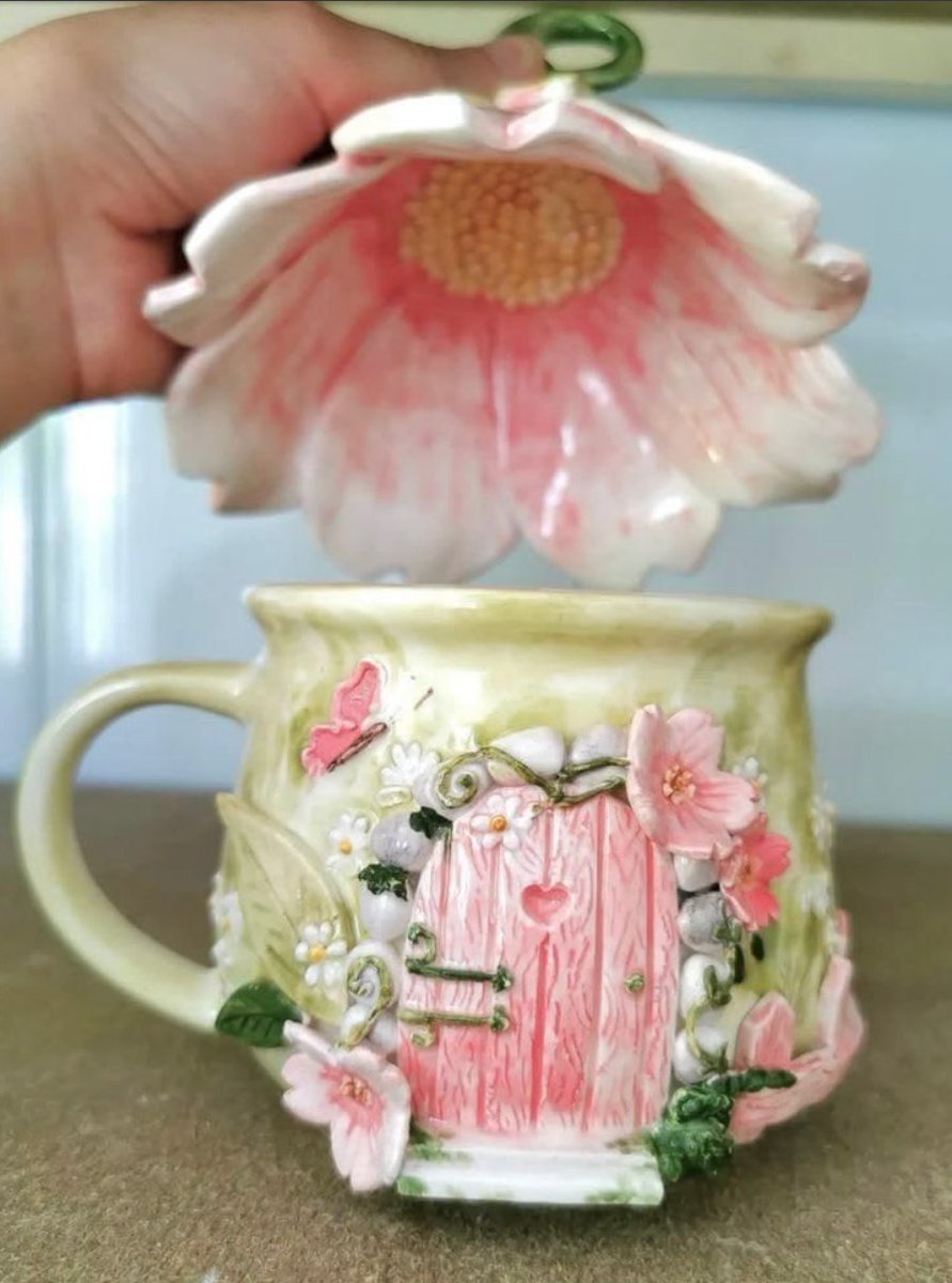 calmlivng's tweet photo. fairy mug https://t.co/N6tQ7R9x1t