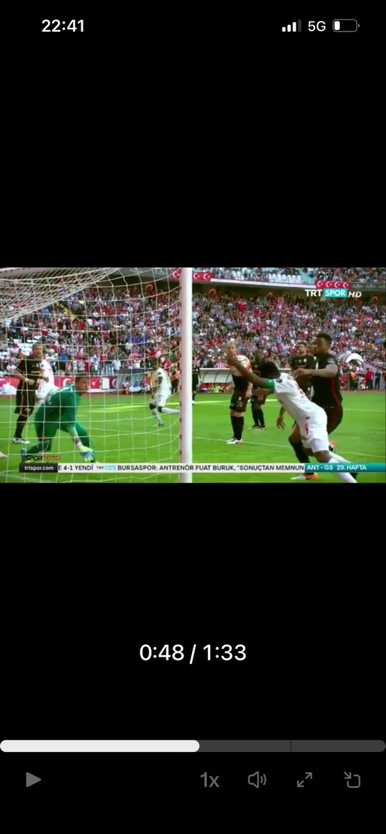 Soner_POYRAZ2's tweet photo. @SporelBilgi Ananın Amına girsin bu el eğer nizami gol diyorsan https://t.co/NsN3VQRGqE